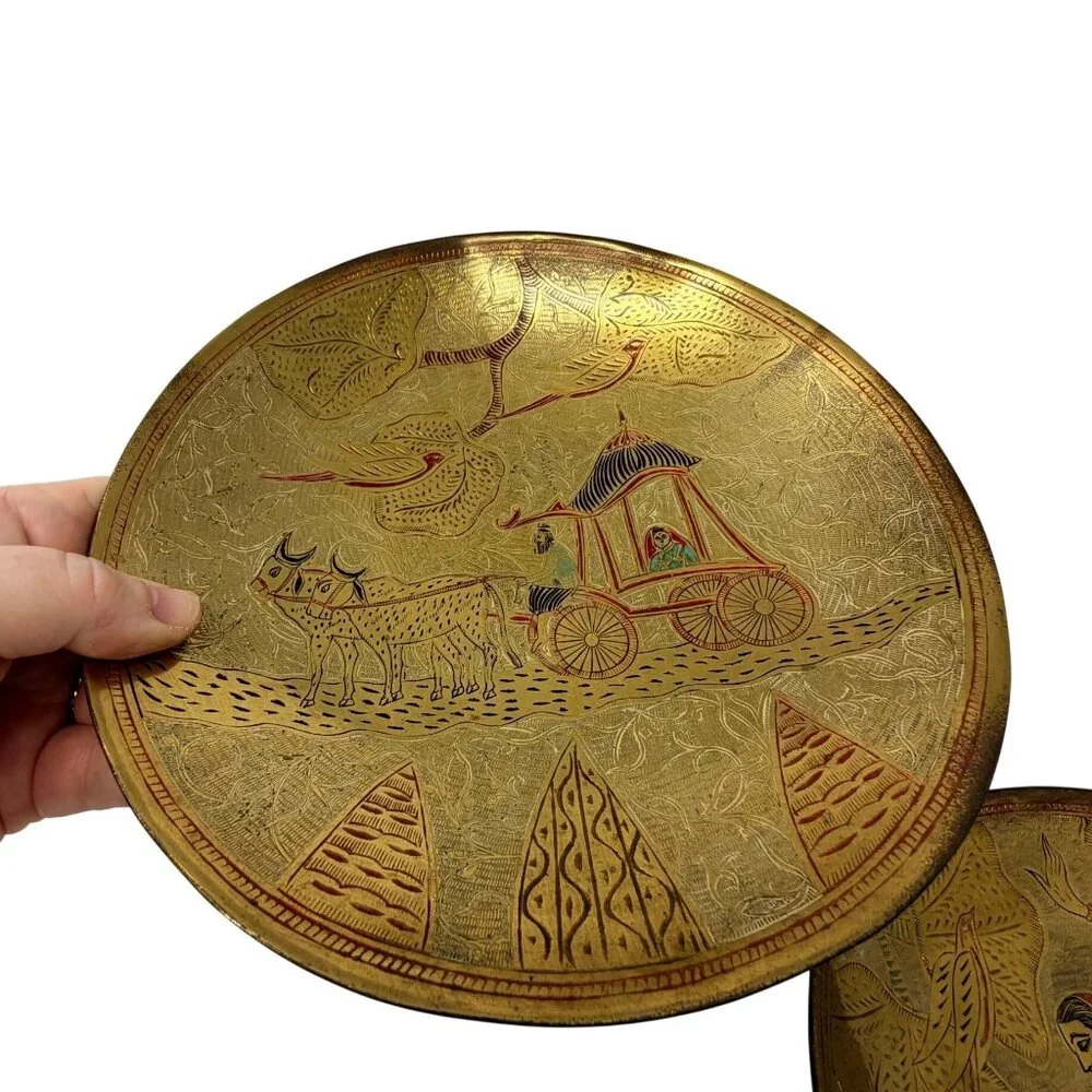 Vintage Etched Brass Wall Bowls Pair Pakistan‎ Figural Decorative Plates